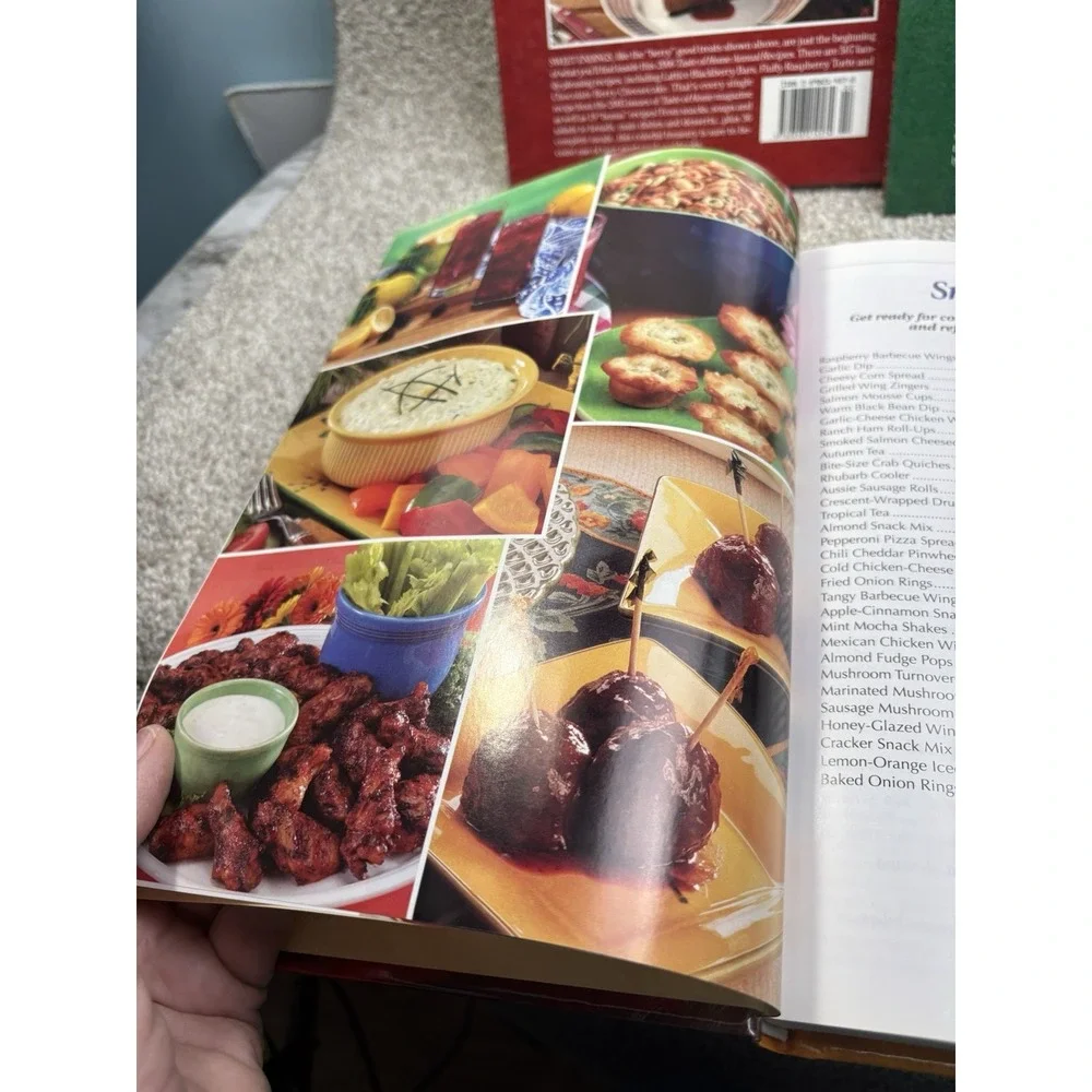 Taste of Home Annual Recipes Cookbook Lot 4 Books‎ 2003 2004 2006 2007 Hardcover